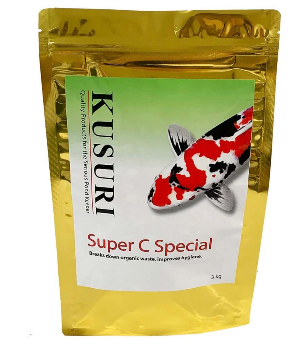 Kusuri Super C Special 3kg pond treatment packaging, designed to break down organic waste and improve hygiene.